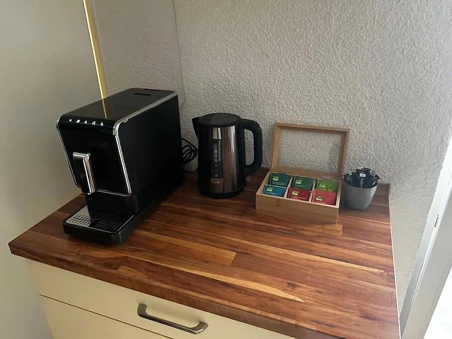 Ferienhaus Mit Privatparkplatz, Terrasse Und Stadtnaehe Bremen Holiday home